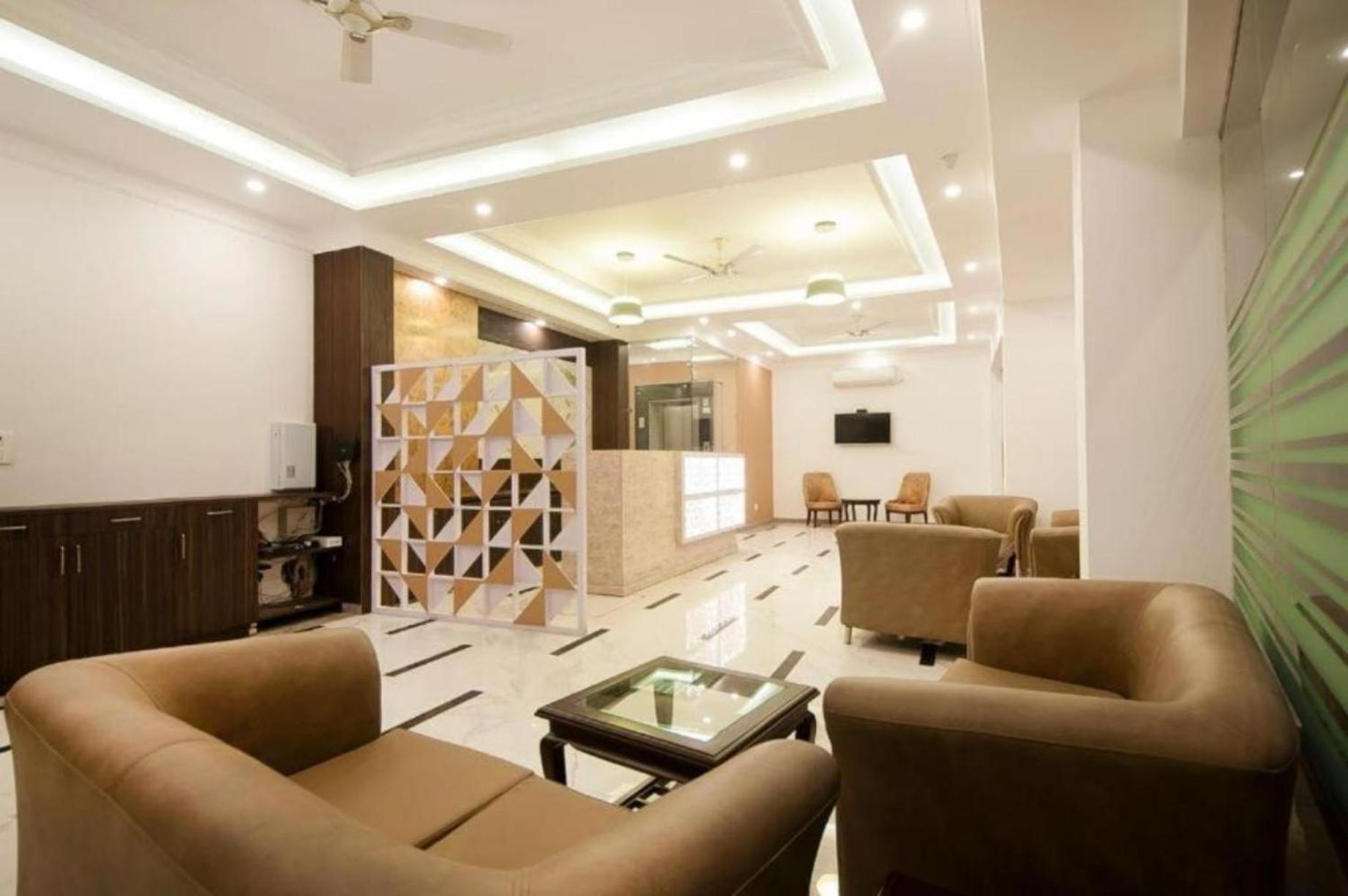 Hotel The Almora By Rs Global Near By Delhi International Airport With - Free Airport Drop นิวเดลี ภายนอก รูปภาพ